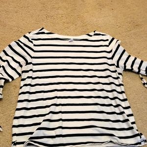 Womens Old Navy size L black and white striped shirt